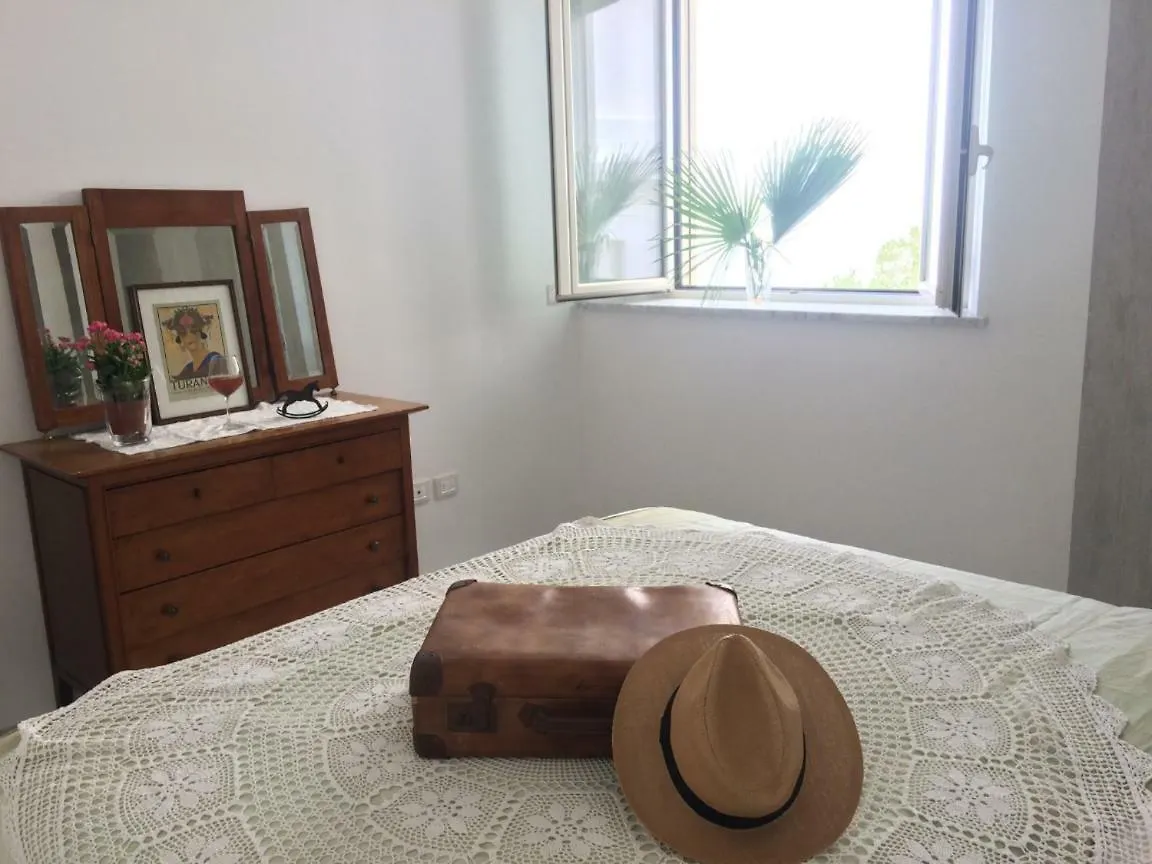Chic Beach Apartment Camaiore