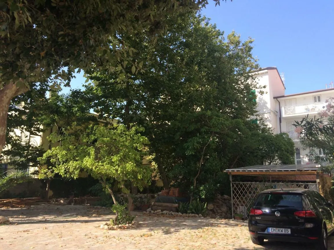 Chic Beach Apartment Camaiore 0*,  Italy